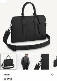 Picture of LV Mens Bags _SKUfw109902596fw